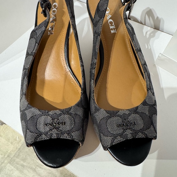 Coach ferry Black and Tan Wedge Sandals - Picture 2 of 6